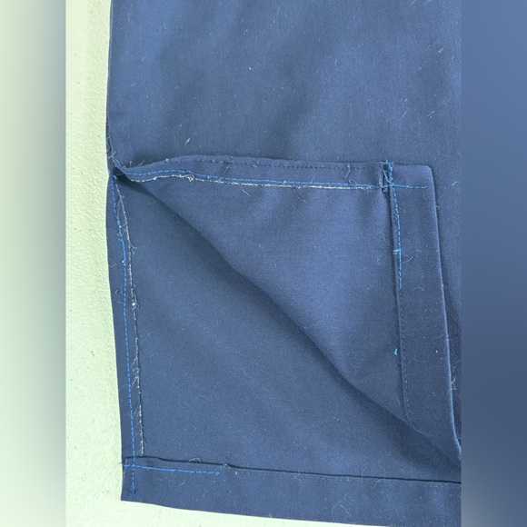 FIGS Women's Jogger Set Navy Blue Outfit Scrubs Top Pants Bottom Medium Nurse - Picture 12 of 16